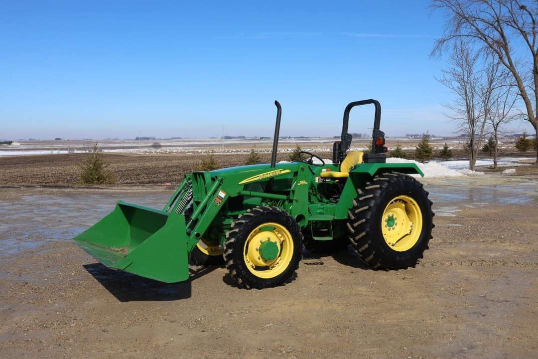Image of John Deere 5303 Primary image