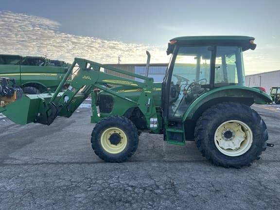 Image of John Deere 5325 equipment image 1