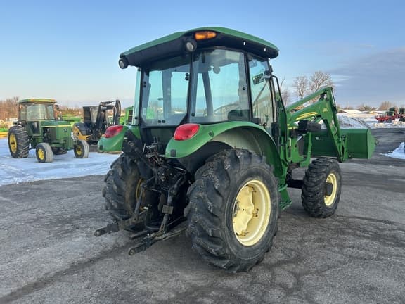 Image of John Deere 5325 equipment image 4