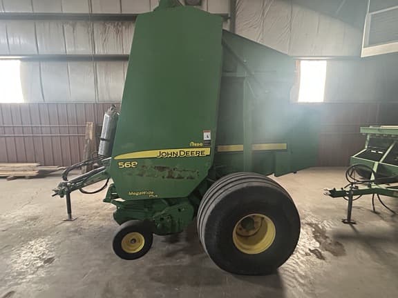 Image of John Deere 568 equipment image 2