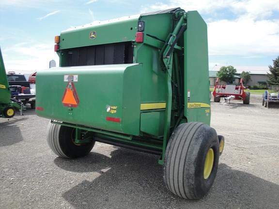 Image of John Deere 568 equipment image 2