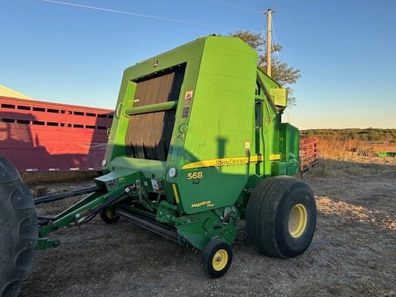 2008 John Deere 568 Equipment Image0