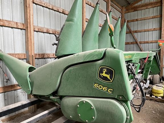 Image of John Deere 606C equipment image 2