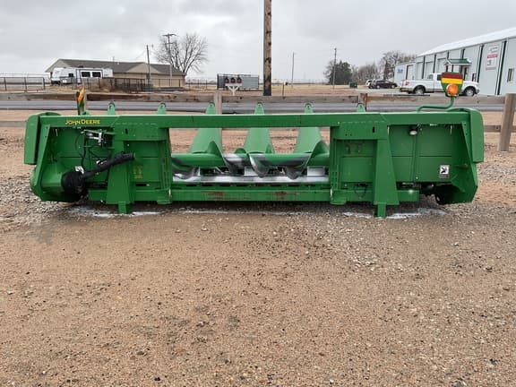 Image of John Deere 606C equipment image 2