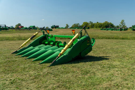Image of John Deere 606C Primary image