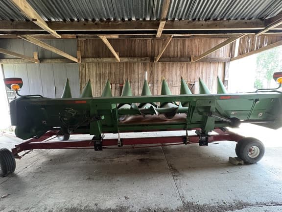 Image of John Deere 608C equipment image 1