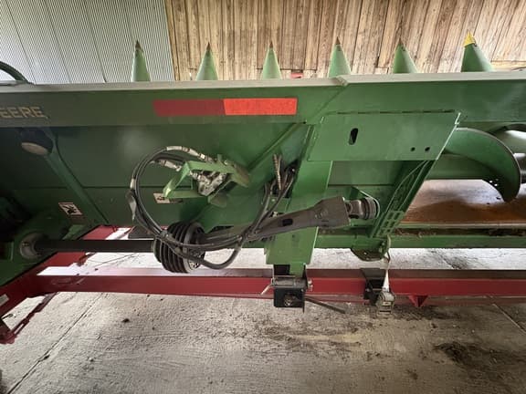 Image of John Deere 608C Primary image