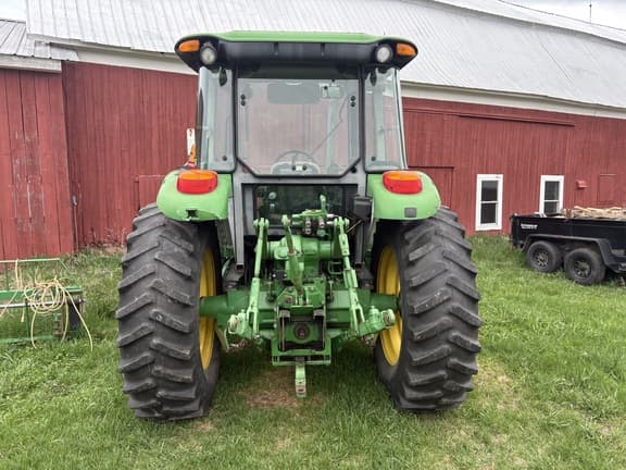 Image of John Deere 6130D equipment image 3