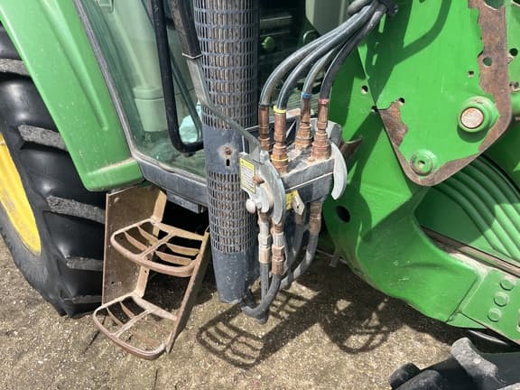 Image of John Deere 6230 equipment image 1