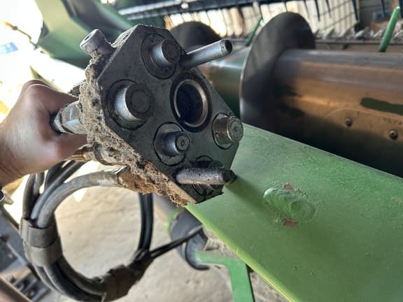 Image of John Deere 630F equipment image 4