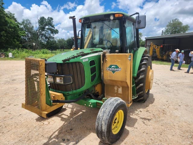 Image of John Deere 6330 equipment image 1