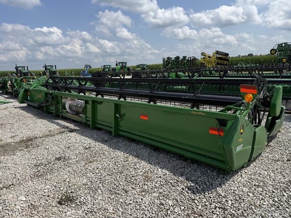 Image of John Deere 635F equipment image 2