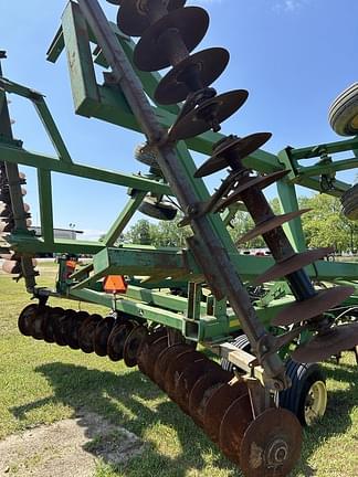 Image of John Deere 637 equipment image 2
