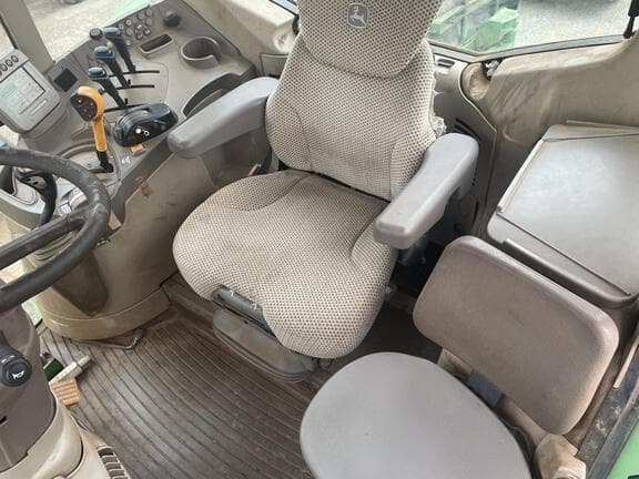 Image of John Deere 6430 Premium equipment image 4