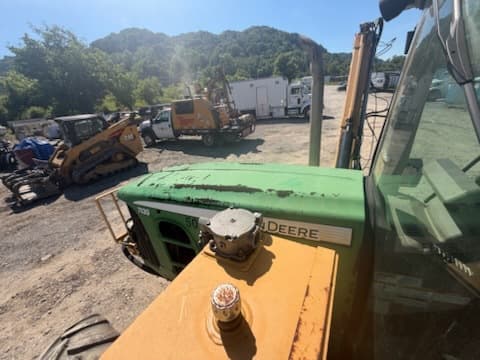 Image of John Deere 7130 equipment image 4