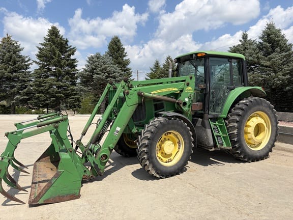 2008 John Deere 7330 Equipment Image0
