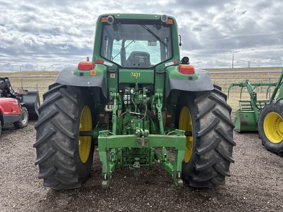 Image of John Deere 7430 Premium equipment image 1