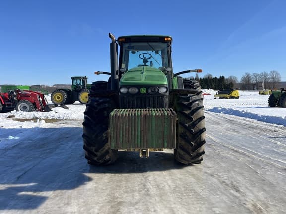 Image of John Deere 8330 equipment image 2