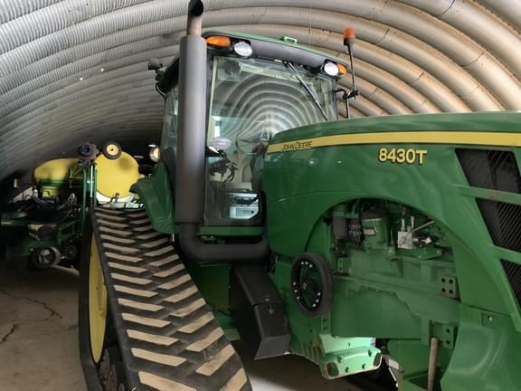 Image of John Deere 8430T equipment image 2