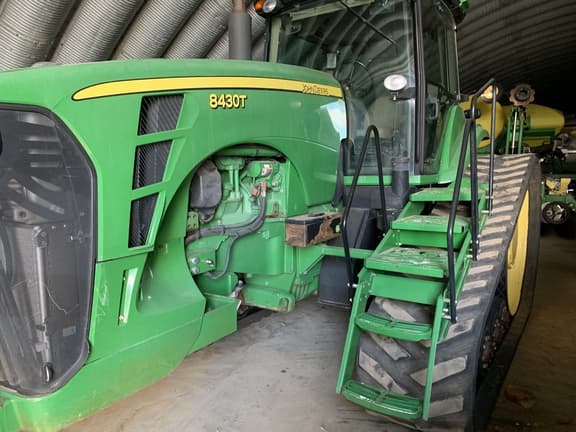 Image of John Deere 8430T equipment image 3