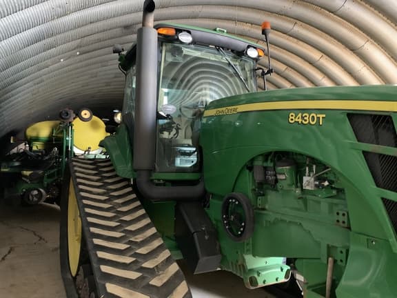 Image of John Deere 8430T equipment image 2