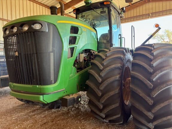 Image of John Deere 9430 equipment image 1