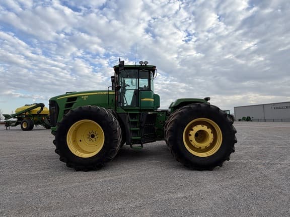 Image of John Deere 9430 equipment image 1