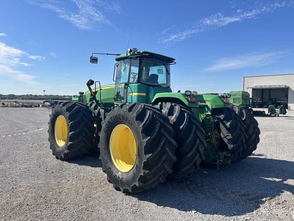 Image of John Deere 9530 equipment image 2