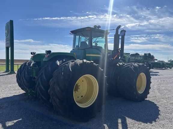 Image of John Deere 9530 equipment image 4
