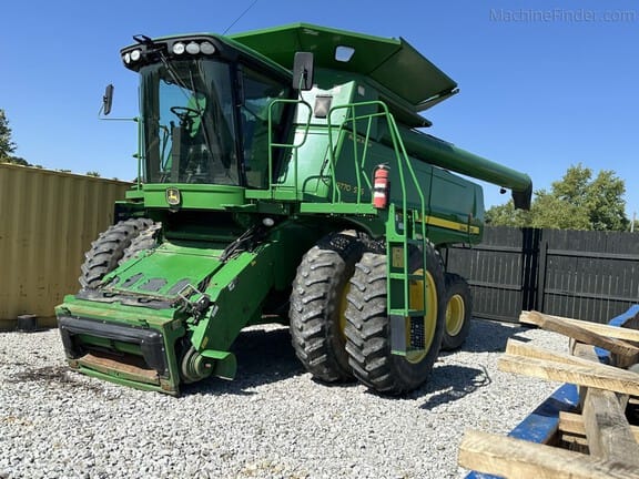 2008 John Deere 9770 STS Equipment Image0