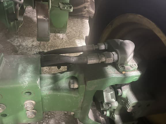 Image of John Deere 9870 STS equipment image 4