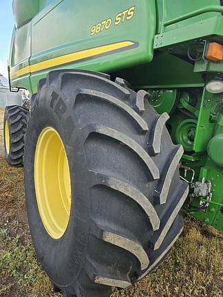 Image of John Deere 9870 STS equipment image 3