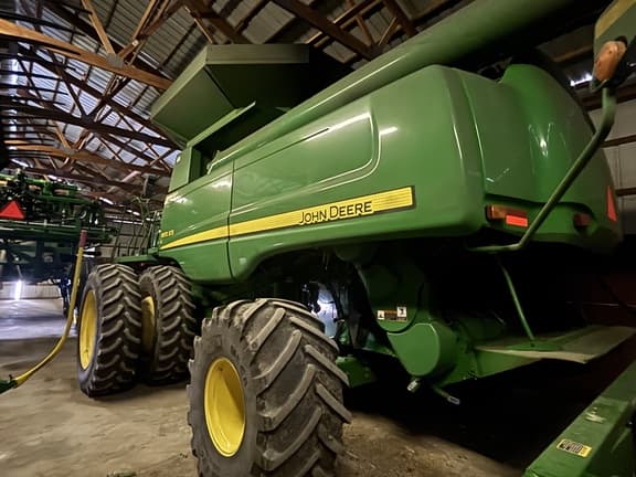 Image of John Deere 9870 STS equipment image 4