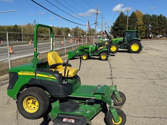 Image of John Deere 997 equipment image 4