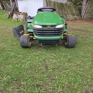 Image of John Deere X500 equipment image 3