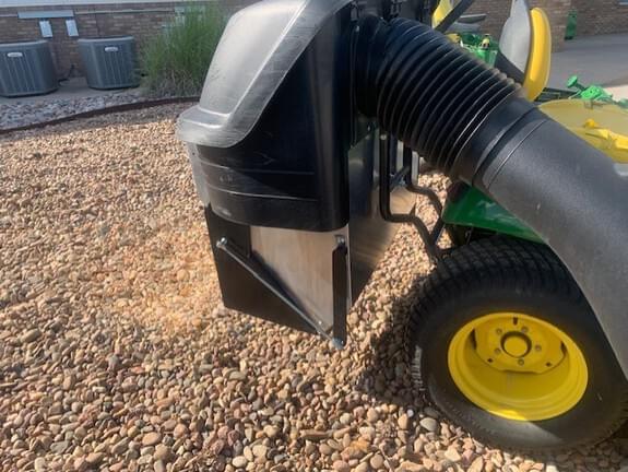 Image of John Deere X500 equipment image 2
