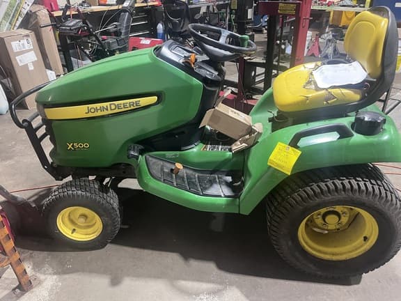 Image of John Deere X500 equipment image 1