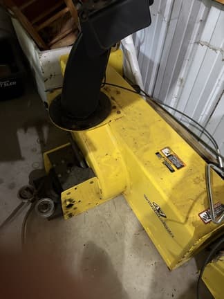 Image of John Deere X540 equipment image 4