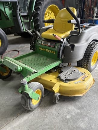 Image of John Deere Z445 equipment image 3