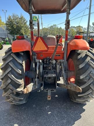 Image of Kubota M9540 equipment image 2