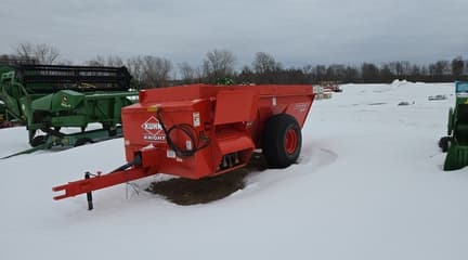 Image of Kuhn Knight 8110 equipment image 1