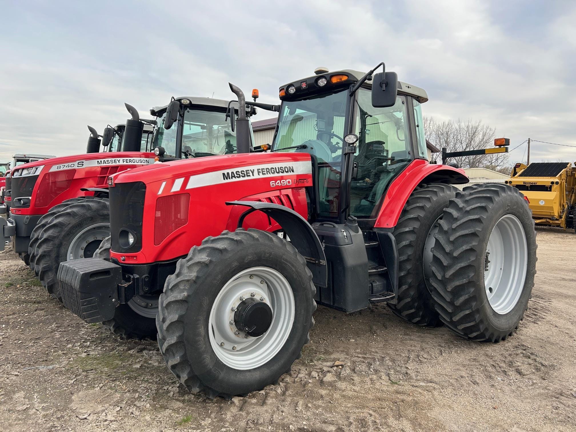 2008 Massey Ferguson 6490 Equipment Image0