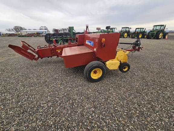 2008 New Holland BC5080 Equipment Image0