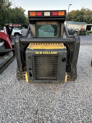 Image of New Holland C175 equipment image 4