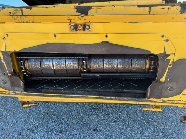 Image of New Holland CR9070 equipment image 4