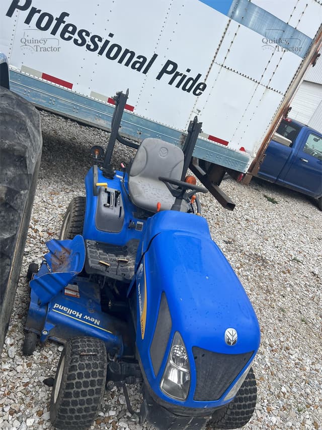 Image of New Holland T1030 equipment image 4