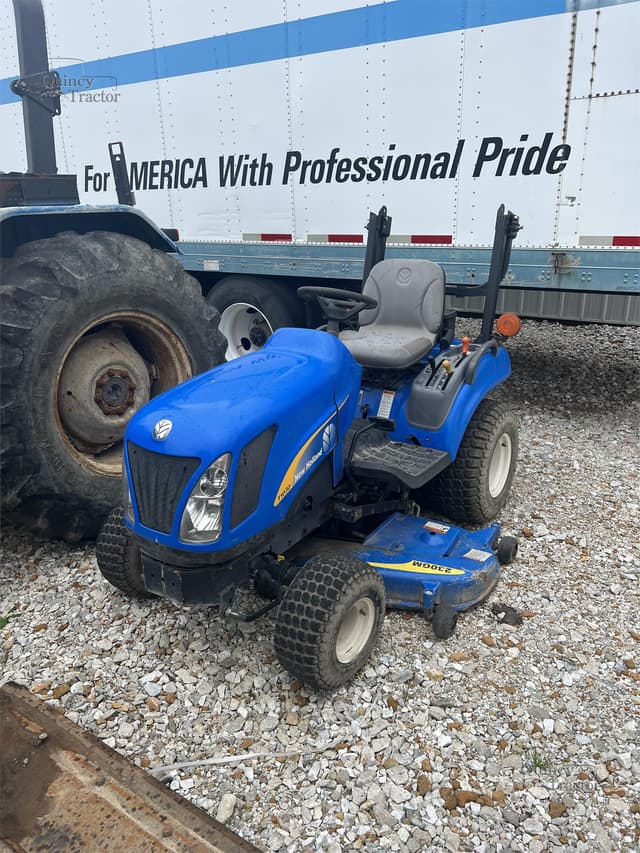 Image of New Holland T1030 equipment image 3