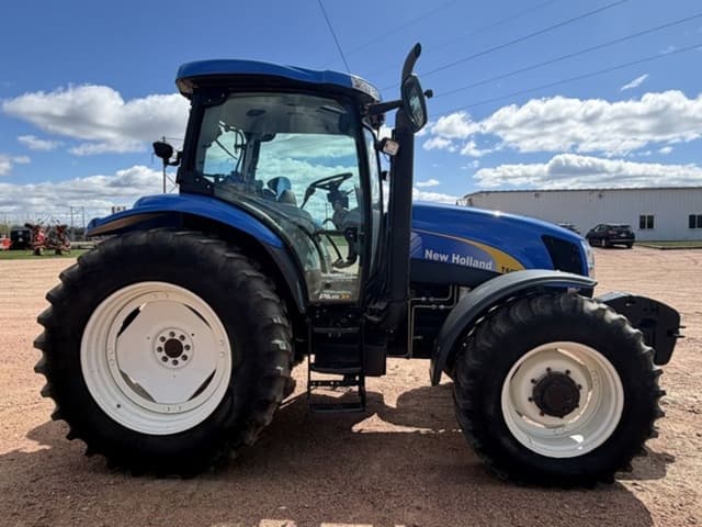 Image of New Holland T6070 equipment image 3