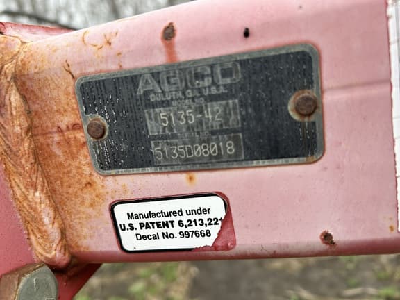 Image of Sunflower 5135-42 equipment image 2