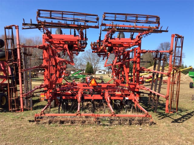 Image of Sunflower 6433-43 equipment image 3